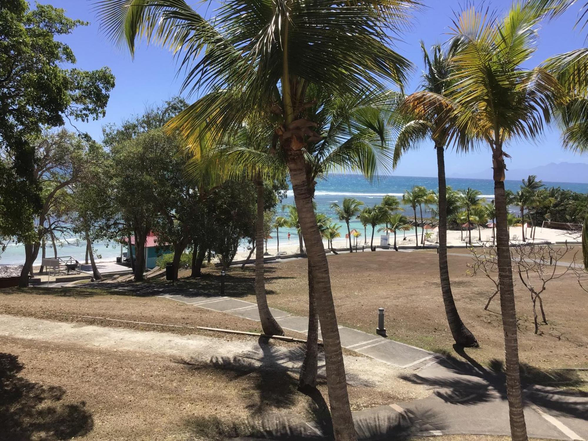 Martial Tropiques Et Martial Coco & Plage, 2 Appartements Refaits A Neuf Vue Mer, Village De Vacances A Ste Anne 상트 안느 외부 사진